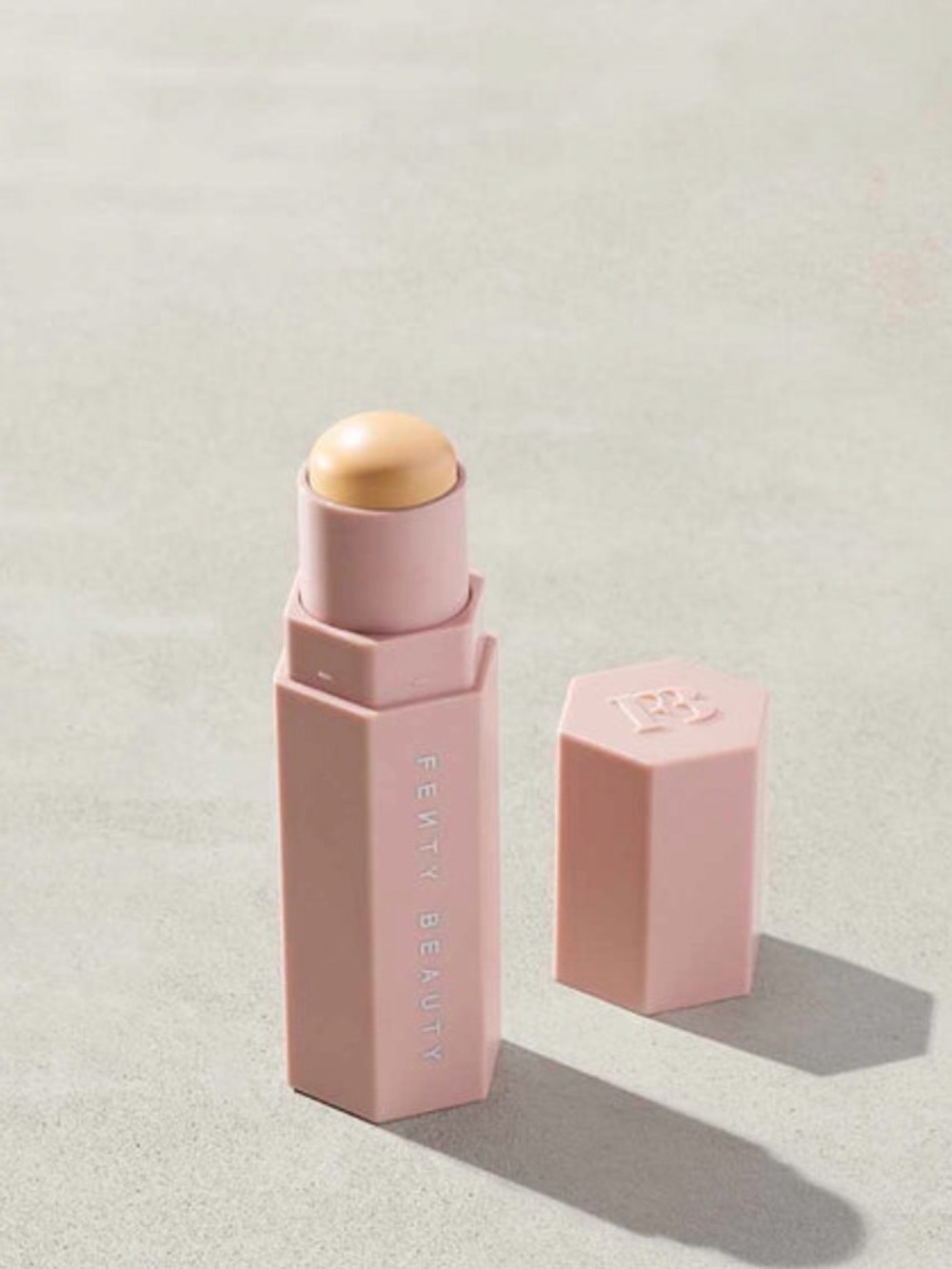 Fenty Banana Match Stix Correcting Skinstick - Picture 2 of 6